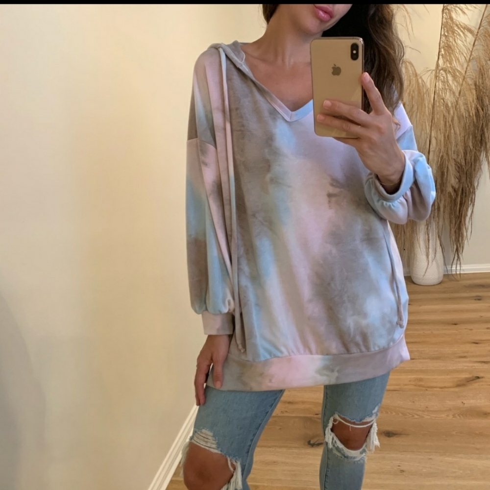 Reposhing Cotton Candy Tie Dye Hoodie - Picture 4 of 7